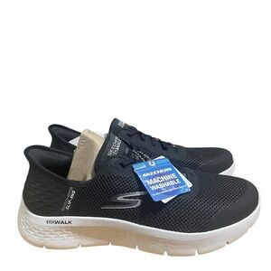 Skechers Women GO Walk Hands Free Slip Ins Black Shoes Sneakers sz 11 NIB
